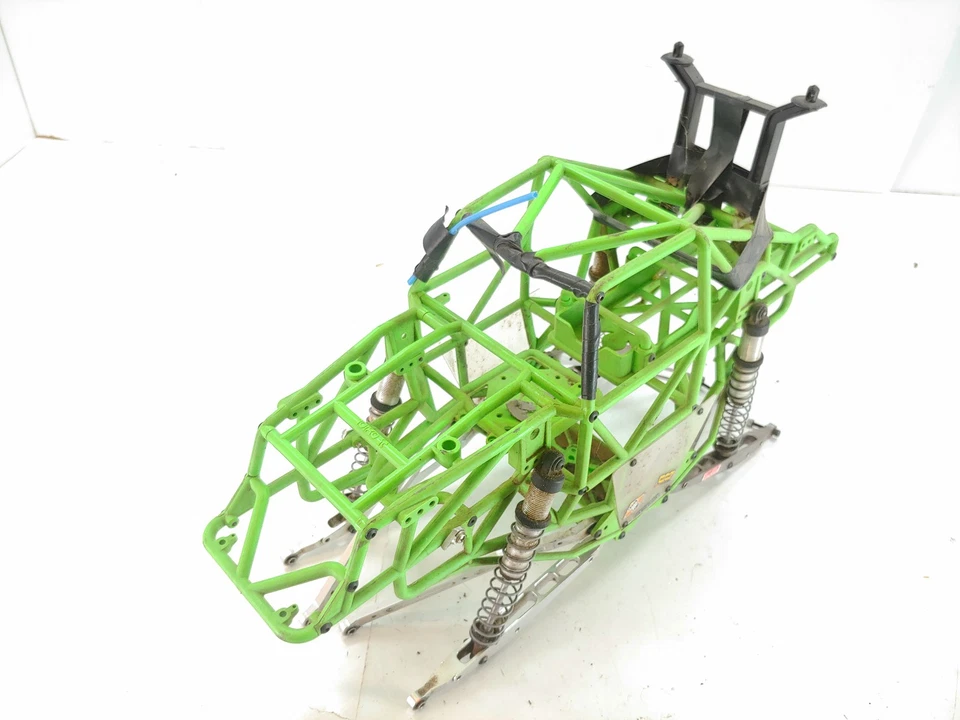 Axial SMT10 1/10 4x4 RC Crawler Grave Digger Cage mit ALUMINIUM LINKS & Stoßdämpfer - Bild 3 von 4