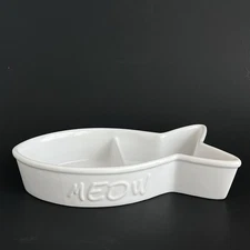 Fish Shaped Cat Bowl Divided Food & Water Meow On Side White Ceramic 10” Long