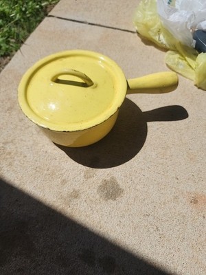 Vintage Fe Belgium Descoware Mustard  Yellow Enamel Cast Iron Sauce Pot & Lid u
