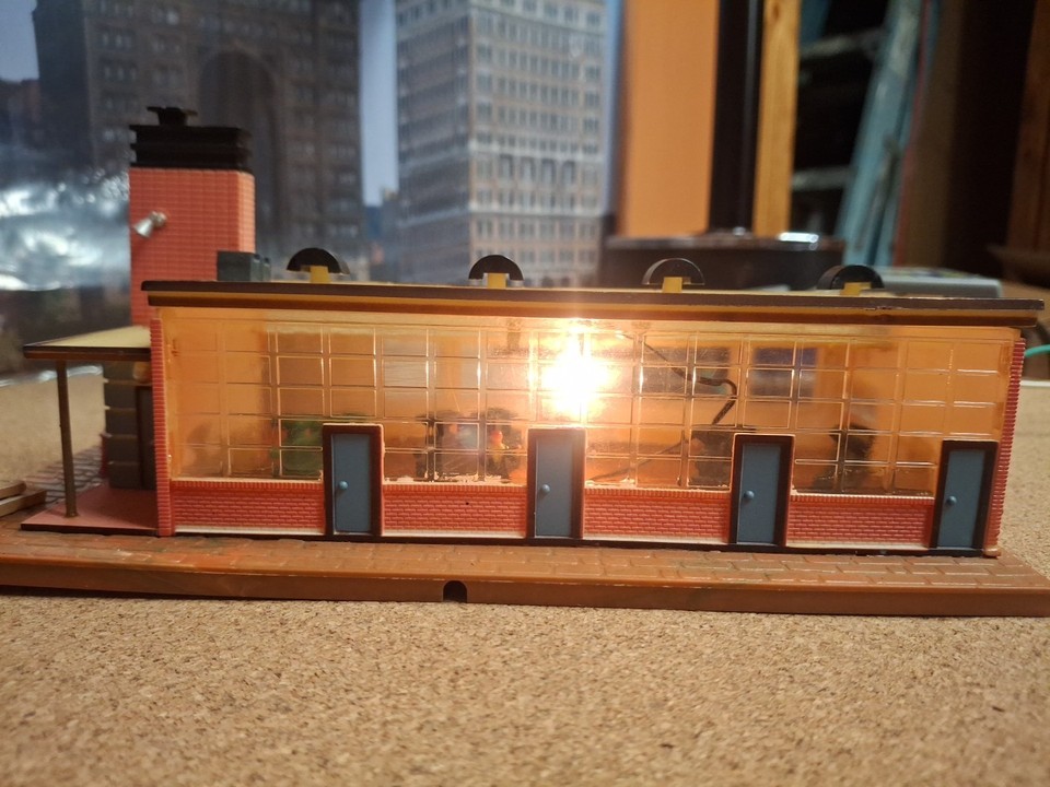 Tyco Factory Machines Lighted Figures HO Scale Lighted Factory 940 Free ...