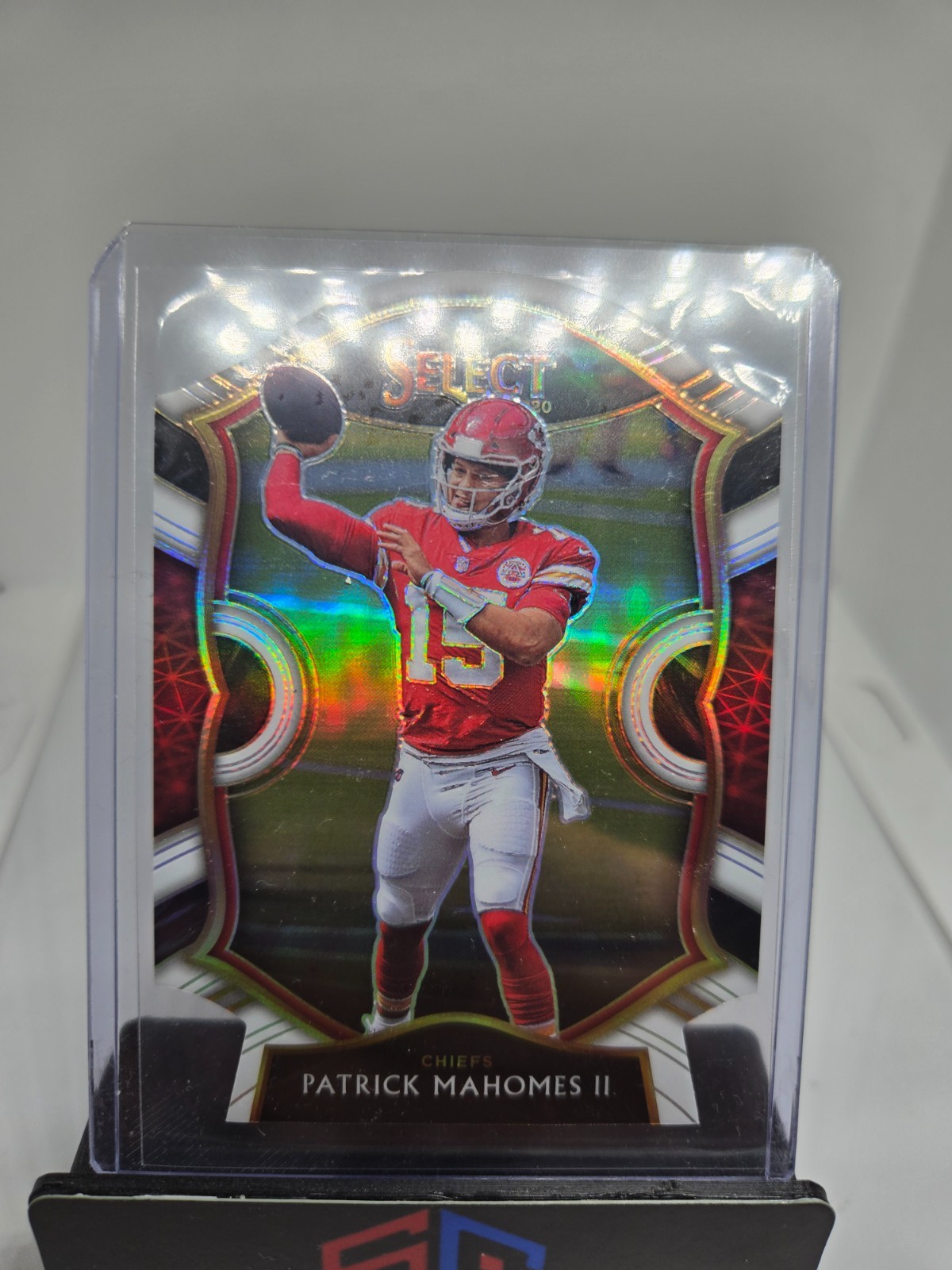 2020 Panini Select Patrick Mahomes II Concourse White Prizm Die Cut #2 KC
