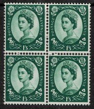 UK 1952 -1954 Queen Elizabeth II  - 1 -3p Green Block Of Four - MUH
