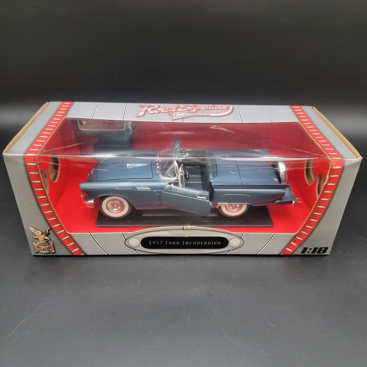 Road Signature 1/18 Diecast 1957 Ford Thunderbird Car Blue In Box