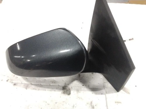 Used Right Door Mirror fits: 2018 Toyota Corolla Power R. w/heated w/o turn sign