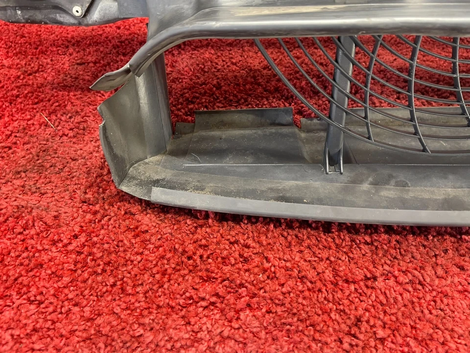 BMW 1999-2006 E46 330CI 325CI RADIADOR DELANTERO NÚCLEO SOPORTE CLIP OEM 99k Foto 4 de 4