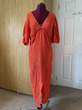 Anthropologie V-Neck Pleated Slim MIDI Dress Size Small