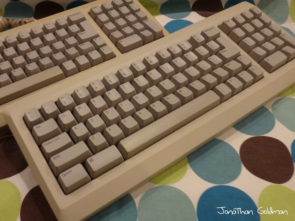 Apple Macintosh Plus M0110A J キーボード セット Apple Keyboard and Cable for Macintosh 128k 512k Mac Plus RARE