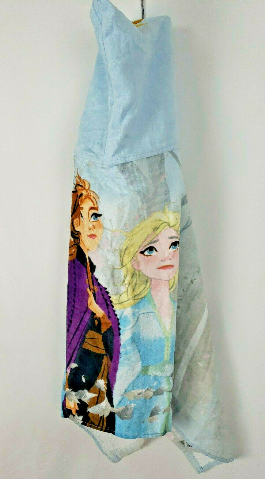 Jay Franco Frozen 2 Mythical Wonderland Kids Bath/Pool/Beach Hooded Towel (USED)