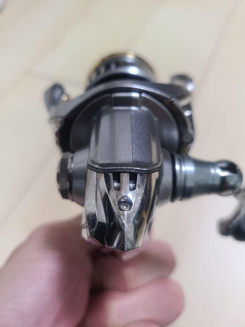 Shimano 15 Twin Power C2000hgs Spinning Reel Fishing Japan Shimano 15 Twin Power C2000hgs Spinning Reel Fishing Japan