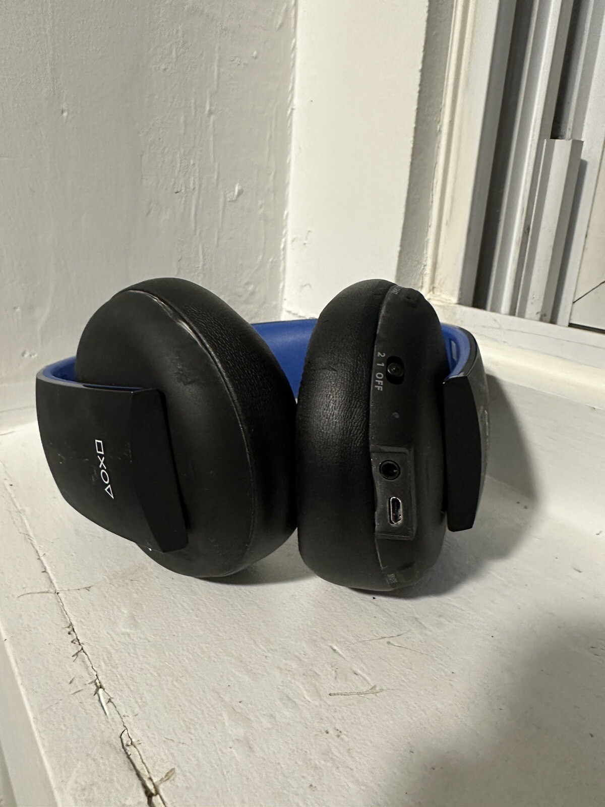 Official Sony PS4 PLAYSTATION 4 Wireless Stereo Headset CECHYA0083