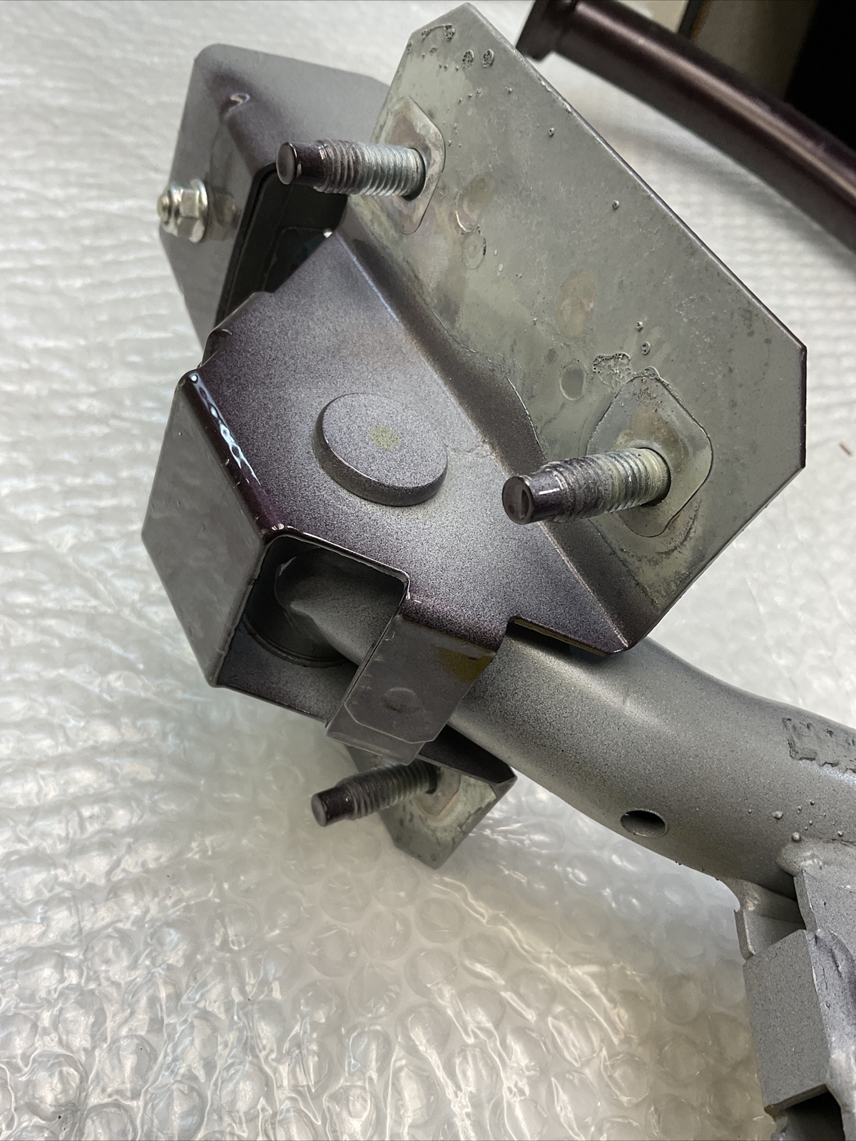2014 - 2021 MASERATI GHIBLI REAR LEFT SIDE TRUNK DECK LID HINGE OEM PURPLE