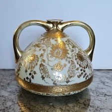 Antique Early 20thC Maple Leaf Nippon Gold Gilt Handled Porcelain Vase