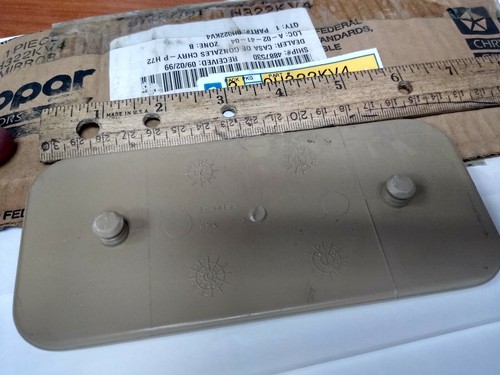NEW NOS MOPAR GENUINE OEM SUN VISOR MIRROR ASSEMBLY 0H322KV4 TAN COLOR CARAVAN - Picture 6 of 7