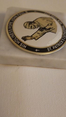 Pope John Paul II White Marble 1979 New York City Visit Paperweight - Picture 5 of 7