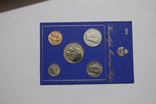 BELGIEN 1974 POSTFRISCHER SATZ BELGIE B49 #140BX5
