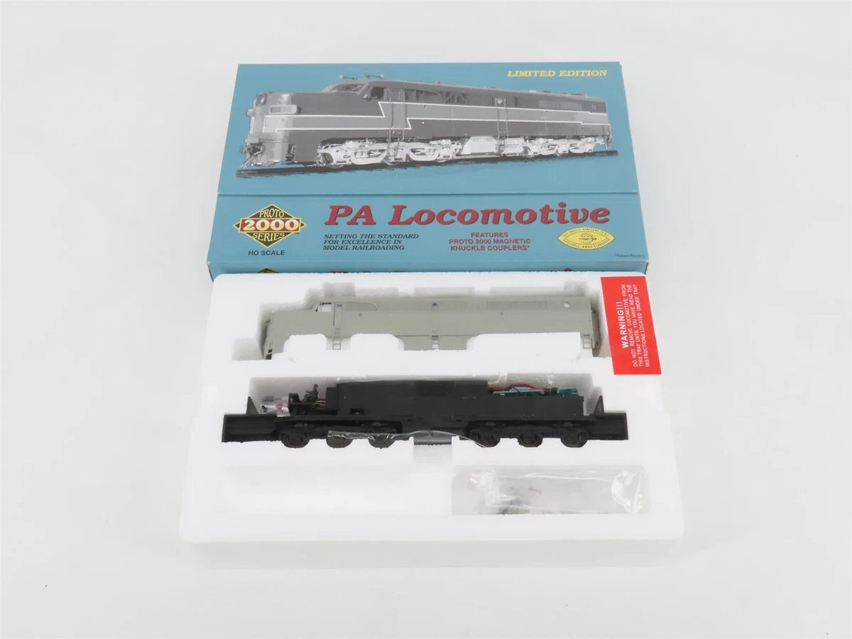 PROTO 2000 Union Pacific Railroad HO Model Railroad Locomotives