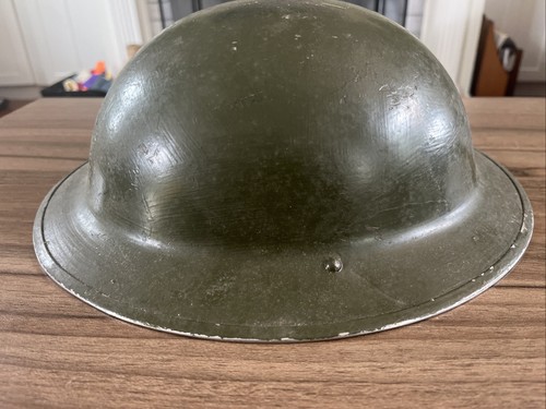 Original WWII British Battle Helmet WW1I Steel Helmet w/Liner and Chin strap