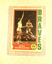 1974-1975 Topps Ernie DiGregorio Rookie #135. Buffalo Braves
