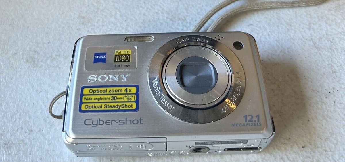 Sony Cyber-Shot DSC-W220 12.10 million Pixel CCD Retro Digital