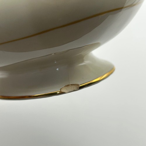 Homer Laughlin Eggshell Nautilus USA Gravy Boat Gold trim K50N5 Vintage Serving - Picture 7 of 7