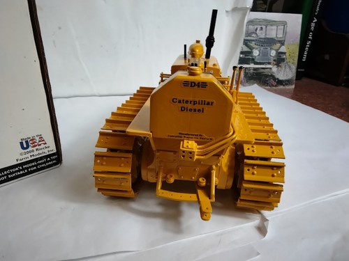 Caterpillar CAT D 4 Crawler Vintage Farm Model Large Scale Gilson Riecke Limited - Picture 5 of 12