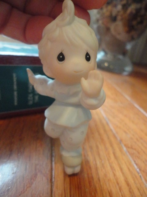Precious Moments Ornament Glide Through The Holidays 1990 521566 MIB