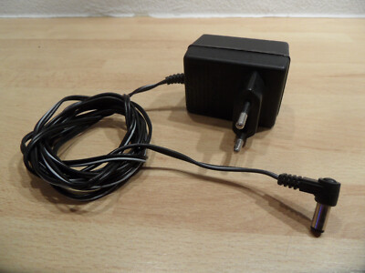 Plug IN CLASS II Transformer AC AC Adaptor Model LS-1513-ADT   10V - 300mA  n577