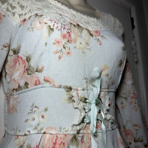 New With Tags LIZ LISA Floral Gyaru Hime Kawaii Japanese Designer Dress #35500 - Picture 6 of 14