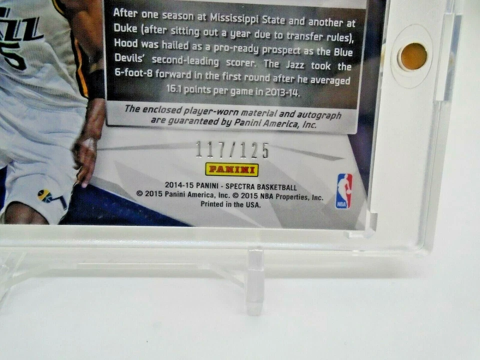 2014-15 PANINI SPECTRA RODNEY HOOD RPA ROOKIE PATCH AUTO SILVER PRIZM 117 /125 - Image 4 of 4