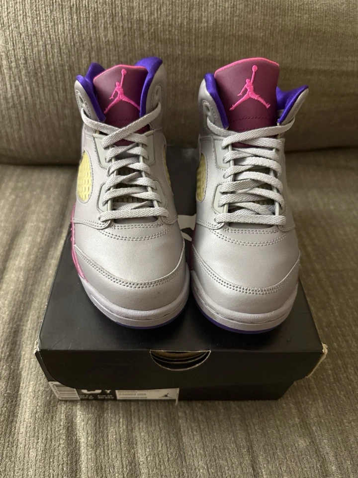 Nike Air Jordan 5 Retro Kids 3Y – Girls’ Cement Gray Pink Perfect PreOwned - Image 3 of 4