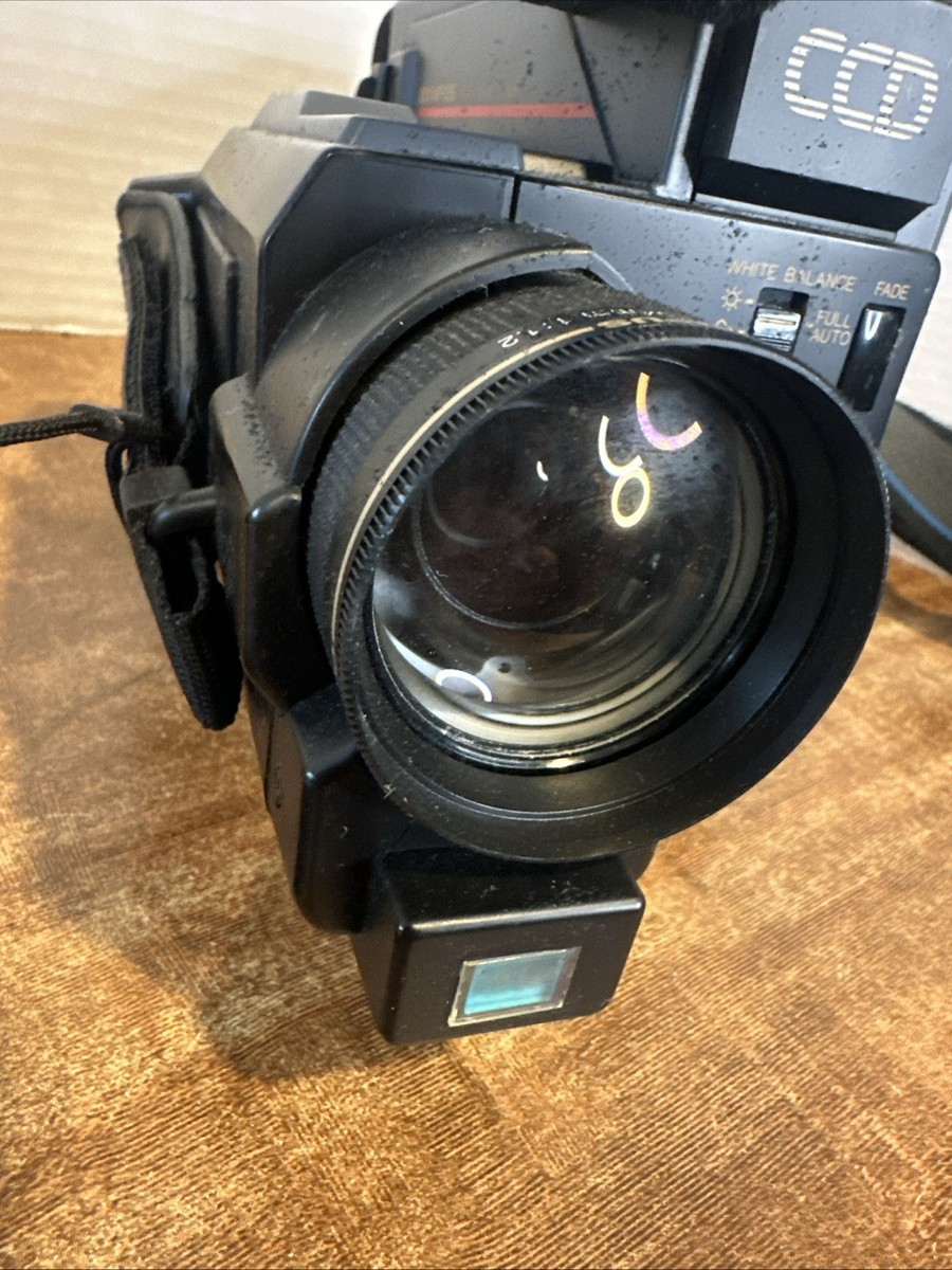 1987 Olympus VX-801 8MM Movie 8 Video Camcorder W Batteries Case