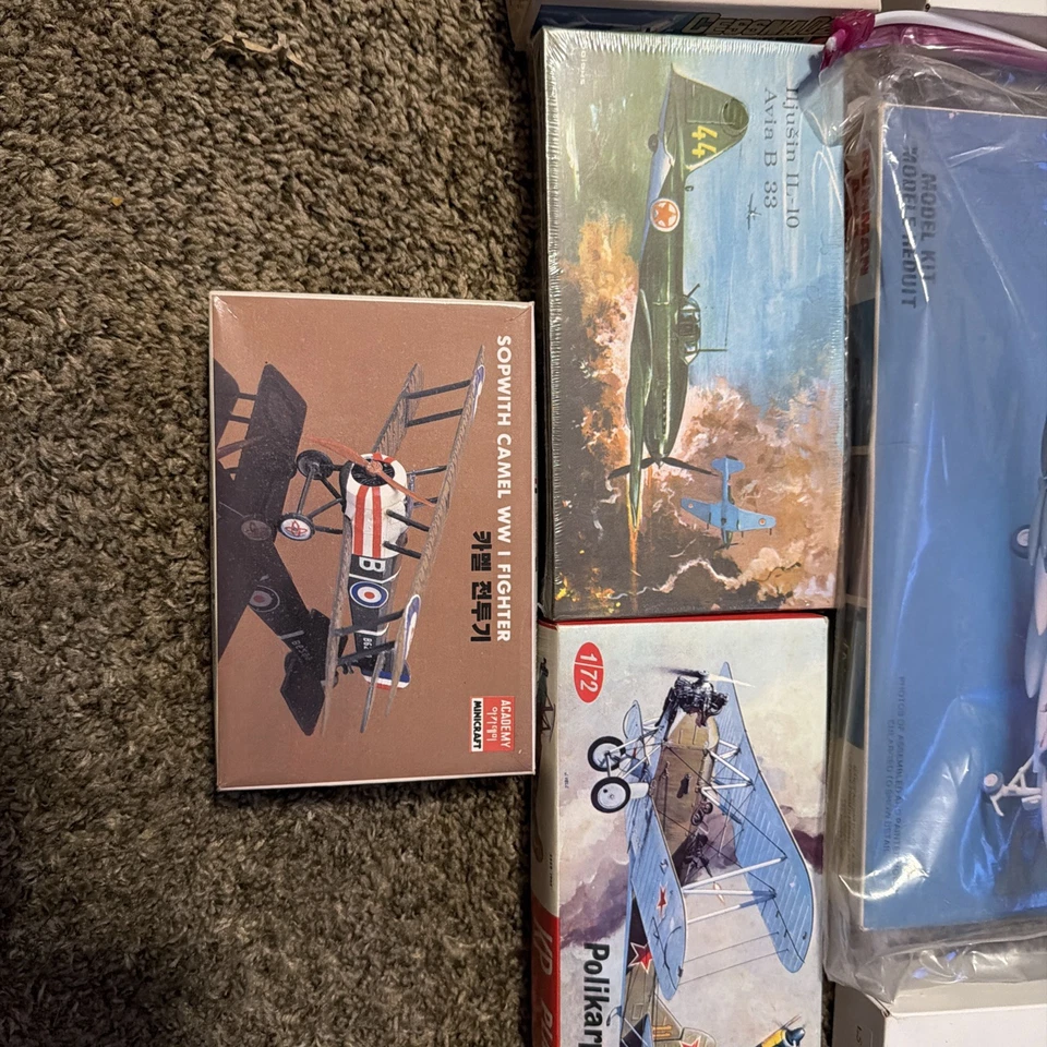 Models Lot Cessna 02A 1/72 Scale Military Airplane Plastic Model Kits Lot Of 13 - Image 2 of 4