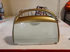 Anna Griffin Gold Cricut CUTTLEBUG Machine Only 