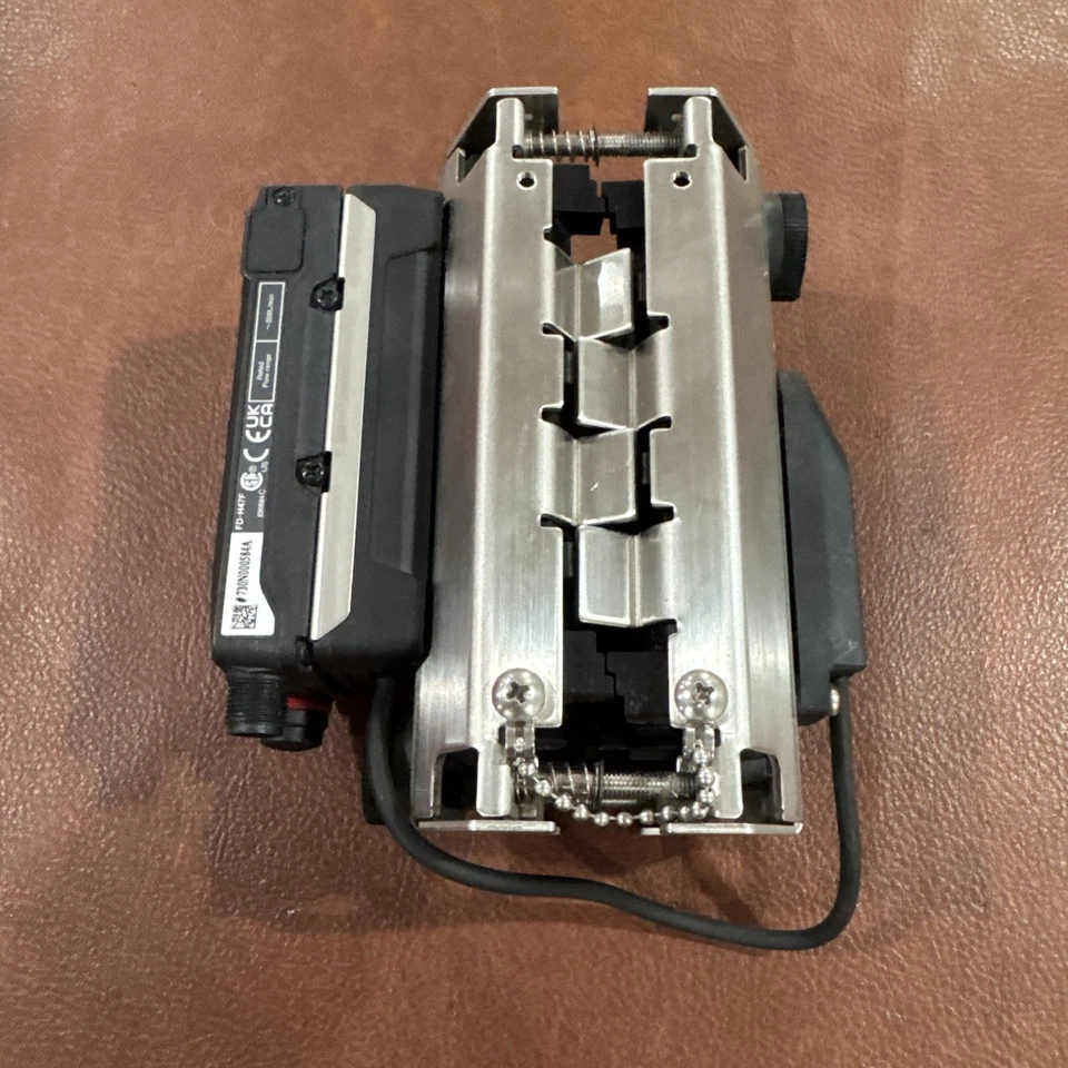 KEYENCE FD-H47F Flow sensor hose model phi 33 to phi 47.9 300 L/min 0℃～100℃ - Image 3 of 4