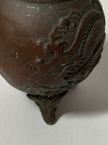 Antique Bronze Engraved Dragon & Bird Scene Vase 3 3/4” Tall Oriental Handmade - Picture 3 of 12