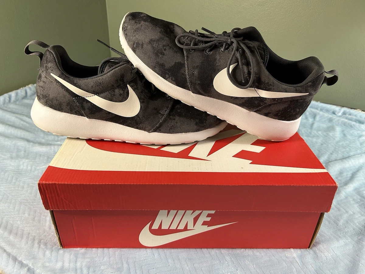 Nike Roshe One Print Wolf Grey for Sale | Authenticity Guaranteed