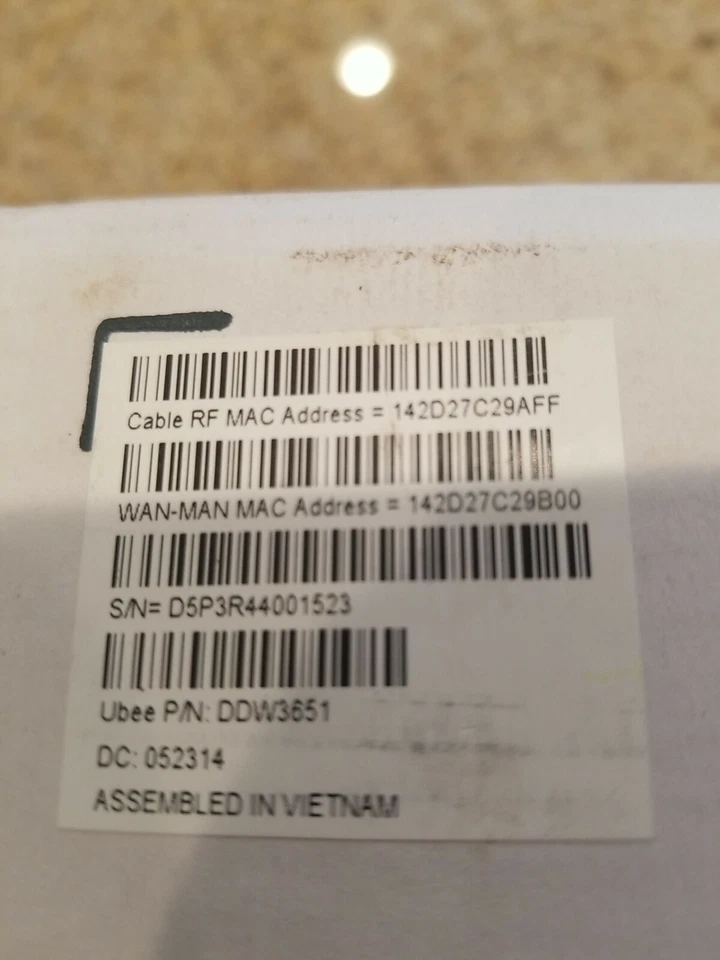 Ubee 3.0 DDW365 DOCSIS Wireless Gateway Wifi Cable Modem Router - Image 4 of 4