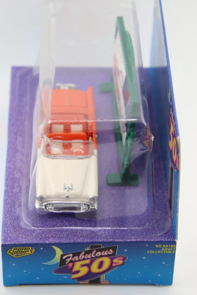 Road Champs O 1:43 1955 年 Oldsmobile Starfire 98 可转换带盒 1996 年带广告牌 — 第 3/4 张图片