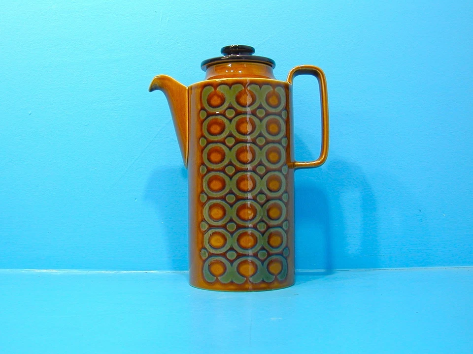 1974 Vintage Retro Hornsea Pottery Bronte Coffee Pot in Immaculate Condition - Image 2 of 4