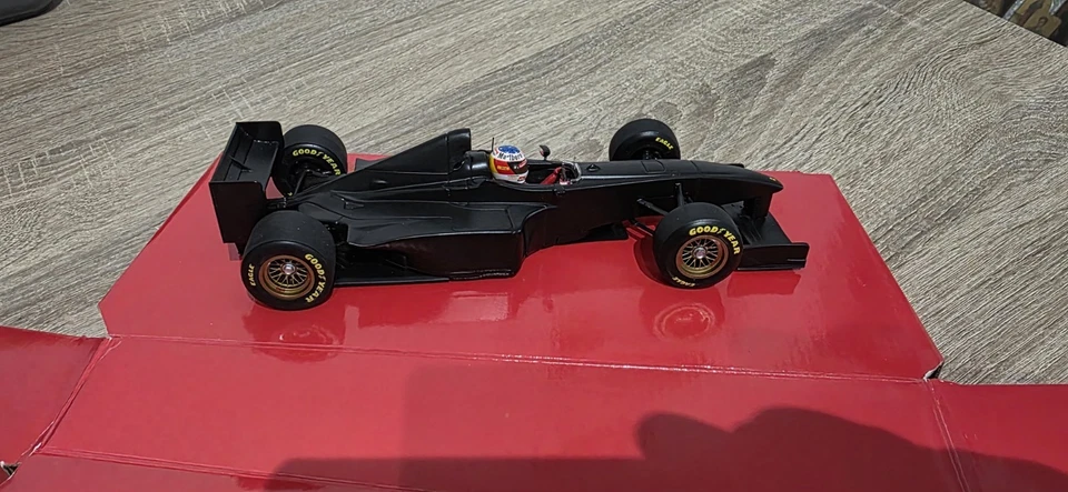 Ferrari F300 1/18 Test Fiorano M.Schumacher - Image 4 of 4