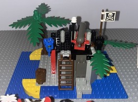 Lego 1788 Pirates I Pirate Treasure Chest Set Vintage Manual Minifigures