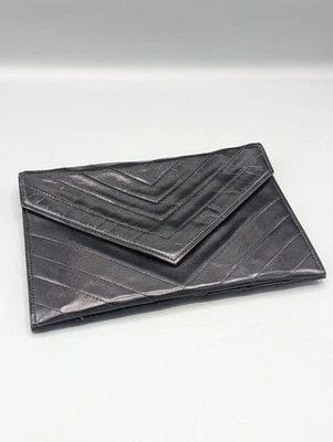 Yves Saint Laurent Clutch Tasche Gesteppt Leder Schwarz 24 cm - Bild 1 von 4