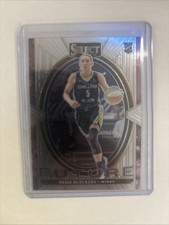 2025 Panini Select WNBA - Select Future Paige Bueckers #1 (RC)