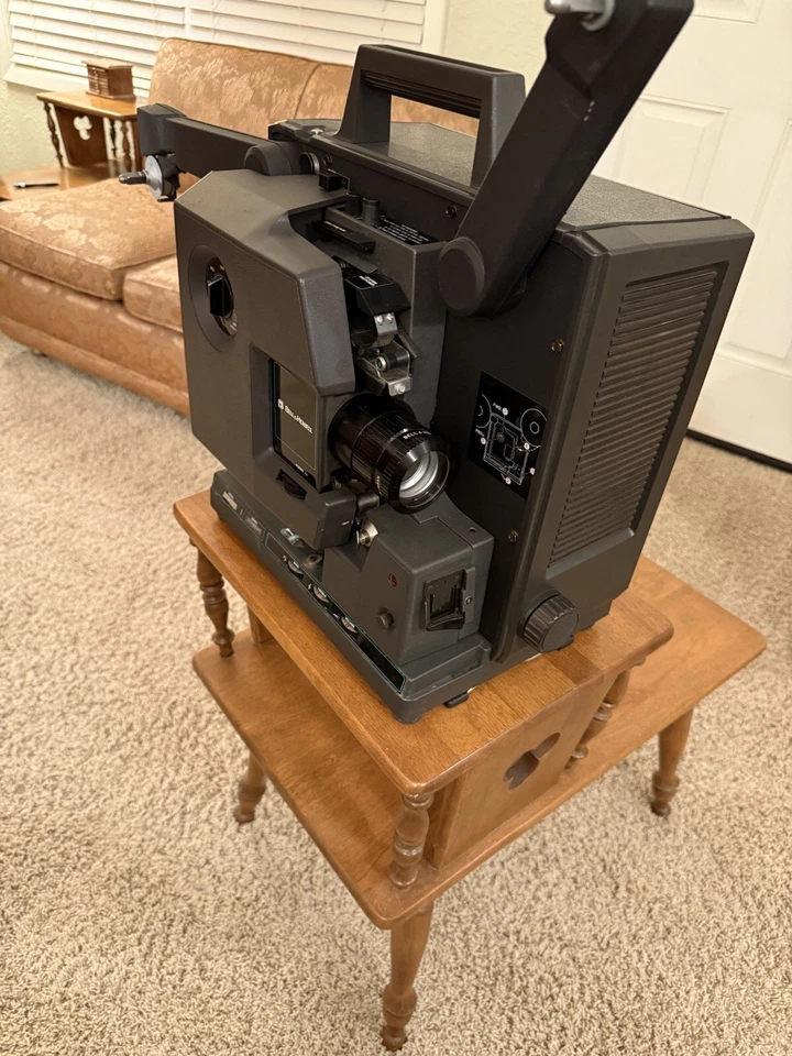 Proyector Filmosound Bell & Howell 2592 16 mm de colección - Estado de funcionamiento Foto 4 de 4