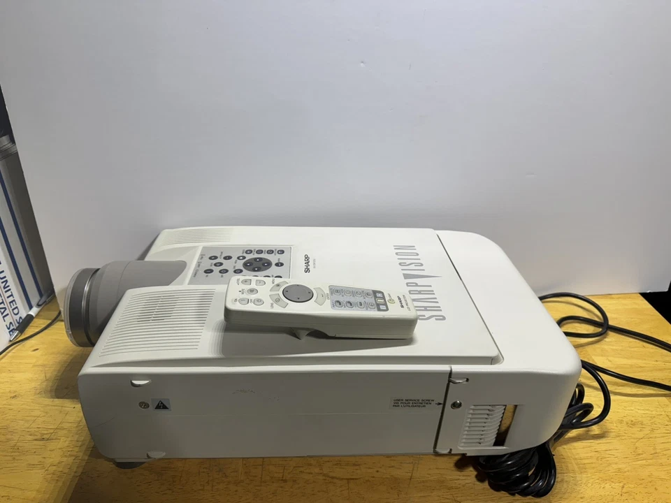 Sharp XV-DW100U 3LCD Projector | 720p HD | 2000 Lumens | Used - Great Condition - Image 2 of 4