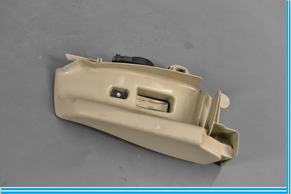 09-16 Audi A4 Wagon Soporte guía cinturón seguridad lado pasajero trasero derecho OEM Foto 3 de 4