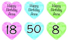 Mesa de cumpleaños personalizada confeti - nombre en la parte delantera / edad en la parte posterior todos los colores