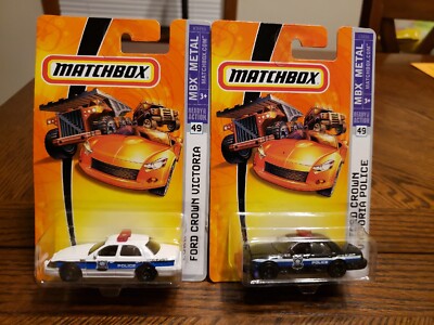 Matchbox FORDCROWN　VictoriaPOLICE Matchbox Ford Crown Victoria Police Car K-9 (White / Black) #49