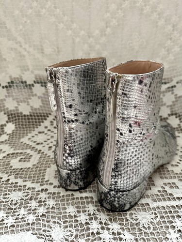Stivaletti J Crew Roxie argento metallizzato serpente pelle goffrata taglia UK 5,5 US 8 - Foto 7 di 13
