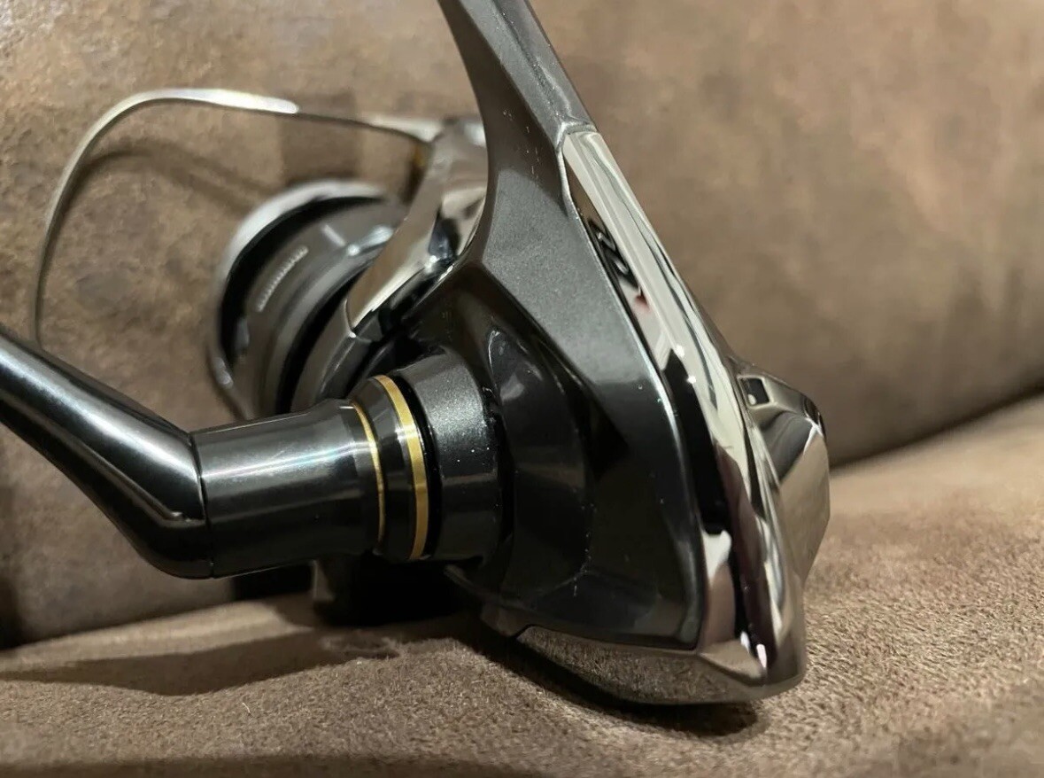 Shimano : Twin Power C5000XG, Core Solid, Tough Spinning Reel